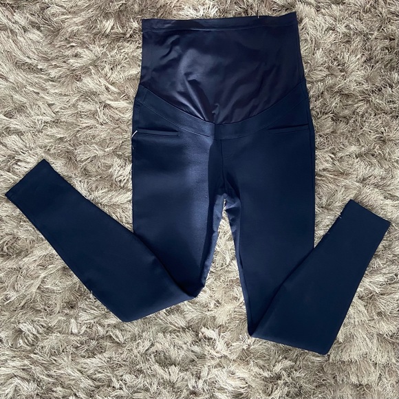 Stork and Babe women blue stretch knit, maternity leggings.  Size S. Used. - Picture 3 of 7